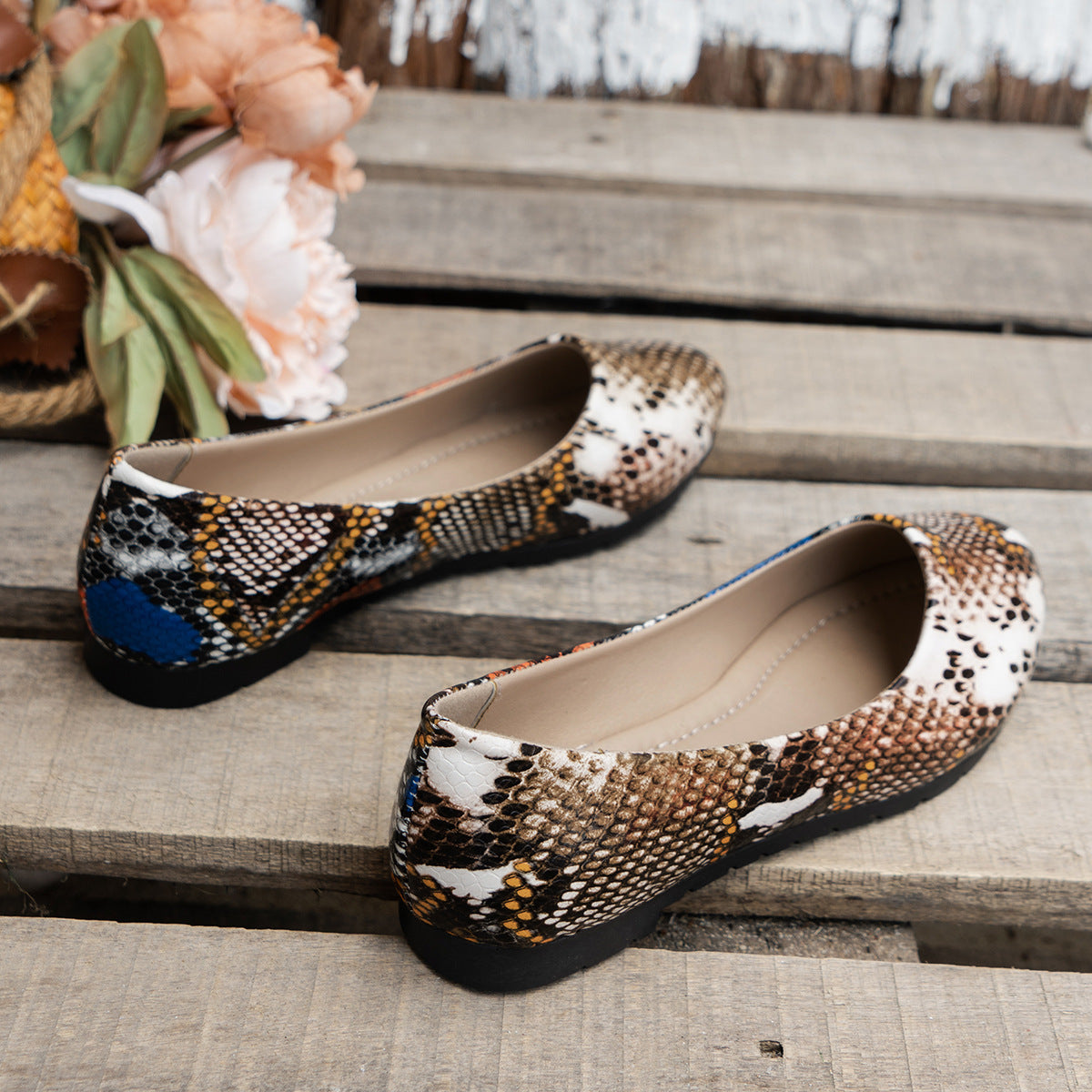 Women's Fashion Casual Flat Pointed Toe Shoes - DANCING WITH SHOES