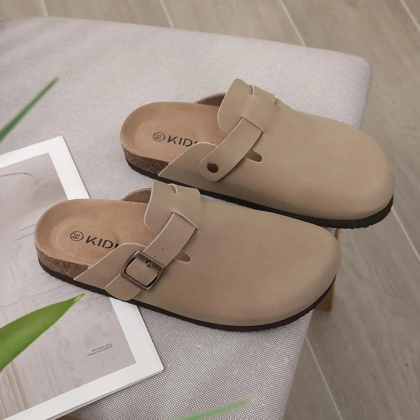 Comwarm Women's Suede Mules with Arch Support & Cork Insole - Stylish Slides for Home & Beach