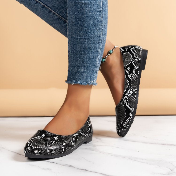 Women's Fashion Casual Flat Pointed Toe Shoes - DANCING WITH SHOES